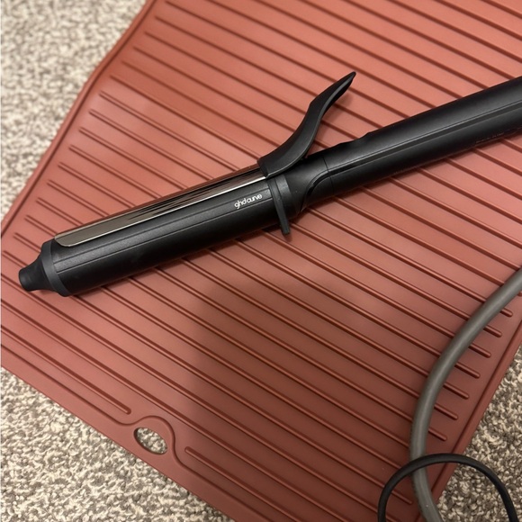 Black GHD Curling Iron curve - Picture 2 of 7